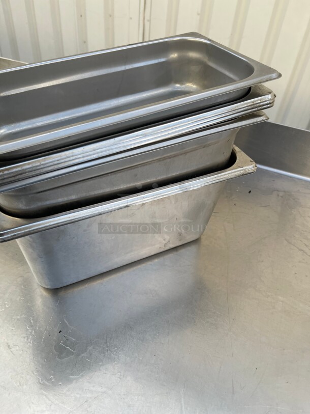 Choice 1/3 Size 6 inch Deep 24 Gauge Anti-Jam Stainless Steel Steam Table / Hotel Pan NSF - Image 5 of 8
