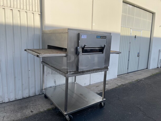 Working! Lincoln Impinger Natural Gas Single  Conveyor Radiant Oven Package with Stand 240,000 BTU NSF Gas and 220 Volt 1 phase for the conveyor Tested and Working! - Image 2 of 11