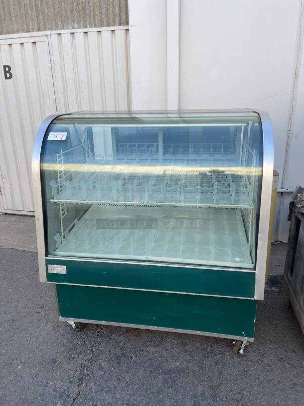 Working! Federal CG48 48 inch Full Service Commercial Deli Case w/ Curved Glass - (2) Levels, 120v NSF Tested and Working! - Image 3 of 6