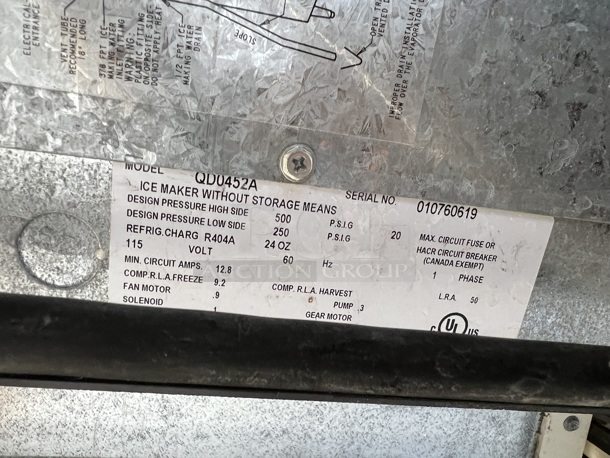 Manitowoc QD0452A Stainless Steel Commercial Ice Machine Head on Manitowoc QPA310 Stainless Steel Commercial Ice Bin Hotel Dispenser. 115 Volts, 1 Phase. 30x31x82 - Image 2 of 7
