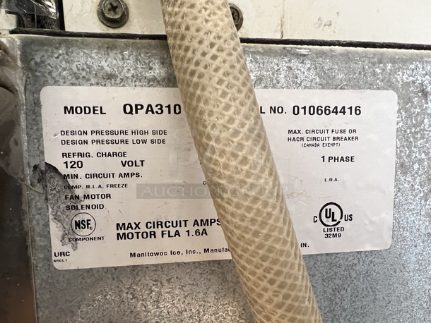 Manitowoc QD0452A Stainless Steel Commercial Ice Machine Head on Manitowoc QPA310 Stainless Steel Commercial Ice Bin Hotel Dispenser. 115 Volts, 1 Phase. 30x31x82 - Image 3 of 7