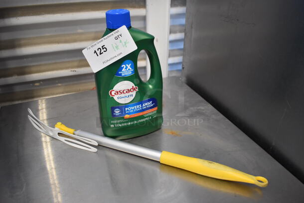 ALL ONE MONEY! Lot of Cascade Complete Dishwasher Liquid Bottle and Duster Handle - Image 1 of 3