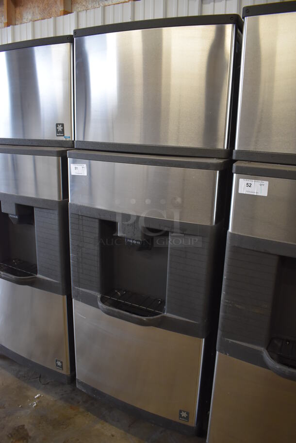 Manitowoc QD0452A Stainless Steel Commercial Ice Machine Head on Manitowoc QPA310 Stainless Steel Commercial Ice Bin Hotel Dispenser. 115 Volts, 1 Phase. 30x31x82 - Image 5 of 7