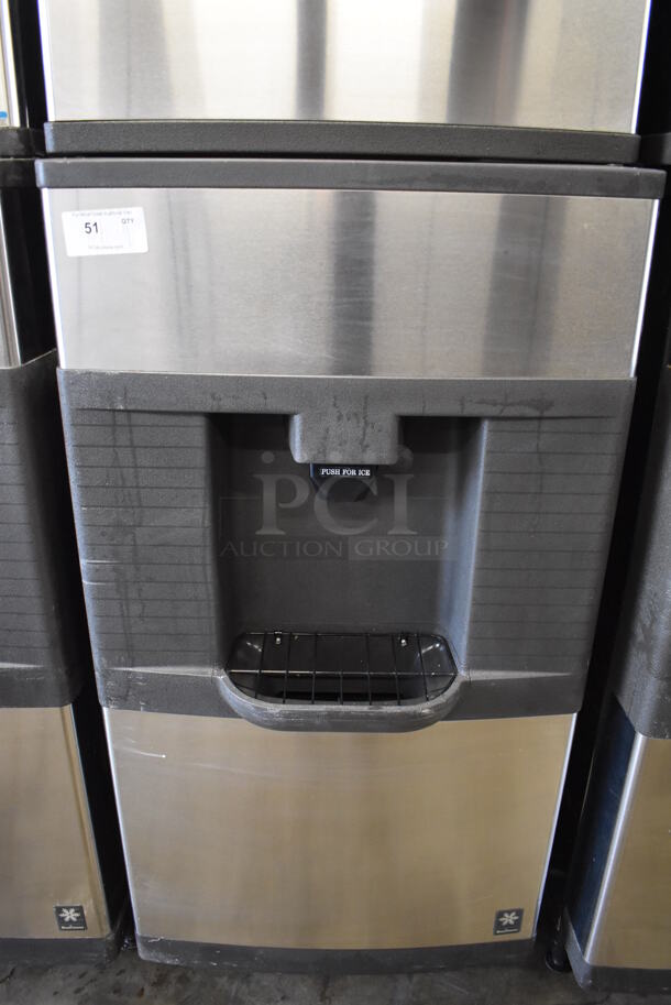 Manitowoc QD0452A Stainless Steel Commercial Ice Machine Head on Manitowoc QPA310 Stainless Steel Commercial Ice Bin Hotel Dispenser. 115 Volts, 1 Phase. 30x31x82 - Image 7 of 7