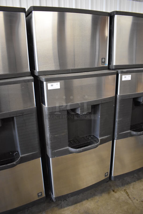 Manitowoc QD0452A Stainless Steel Commercial Ice Machine Head on Manitowoc QPA310 Stainless Steel Commercial Ice Bin Hotel Dispenser. 115 Volts, 1 Phase. 30x31x82 - Image 4 of 7