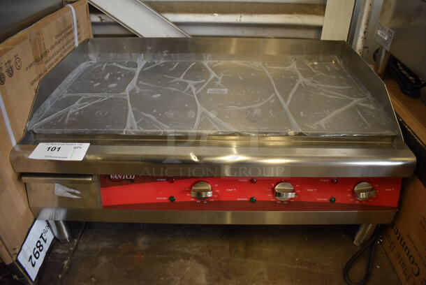 BRAND NEW SCRATCH AND DENT! Avantco 177EG30N Stainless Steel Commercial Countertop Electric Powered Flat Top Griddle w/ Thermostatic Controls. 208/240 Volts, 1 Phase. 30x20x13. Tested and Working! - Image 1 of 6