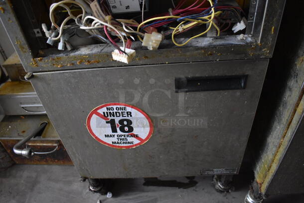 Henny Penny 600 Stainless Steel Commercial Floor Style Natural Gas Powered Pressure Fryer on Commercial Casters. Missing Front Panel. 80,000 BTU. 18x39x49 - Image 5 of 10