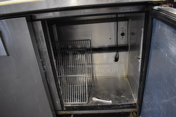 2015 True TSSU-48-12 Stainless Steel Commercial Sandwich Salad Prep Table Bain Marie Mega Top on Commercial Casters. 115 Volts, 1 Phase. 48x31x45. Tested and Working! - Image 5 of 7