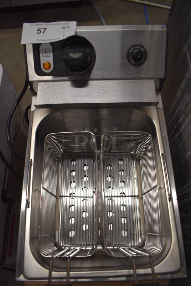 BRAND NEW! Vollrath Cayenne FFA 7110 Stainless Steel Commercial Countertop Electric Powered 10 Pound Deep Fryer w/ 2 Metal Fry Baskets. 120 Volts, 1 Phase. 11x17x12. Tested and Working! - Image 2 of 5