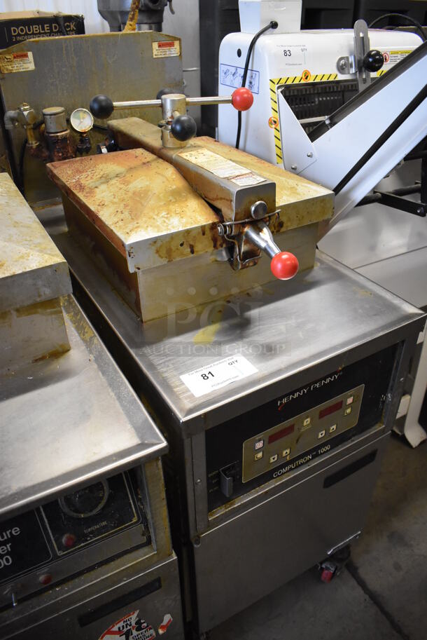 Henny Penny 600 Stainless Steel Commercial Floor Style Natural Gas Powered Pressure Fryer on Commercial Casters. 80,000 BTU. 18x39x49 - Image 2 of 9