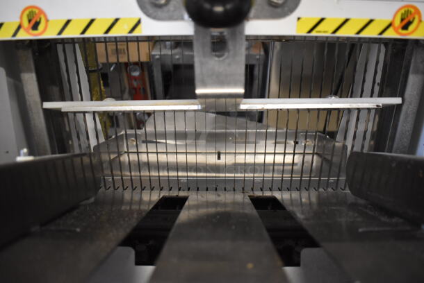 Oliver 797-32 Metal Commercial Floor Style Bread Loaf Slicer. 115 Volts, 1 Phase. 21x42x57. Tested and Working! - Image 5 of 9
