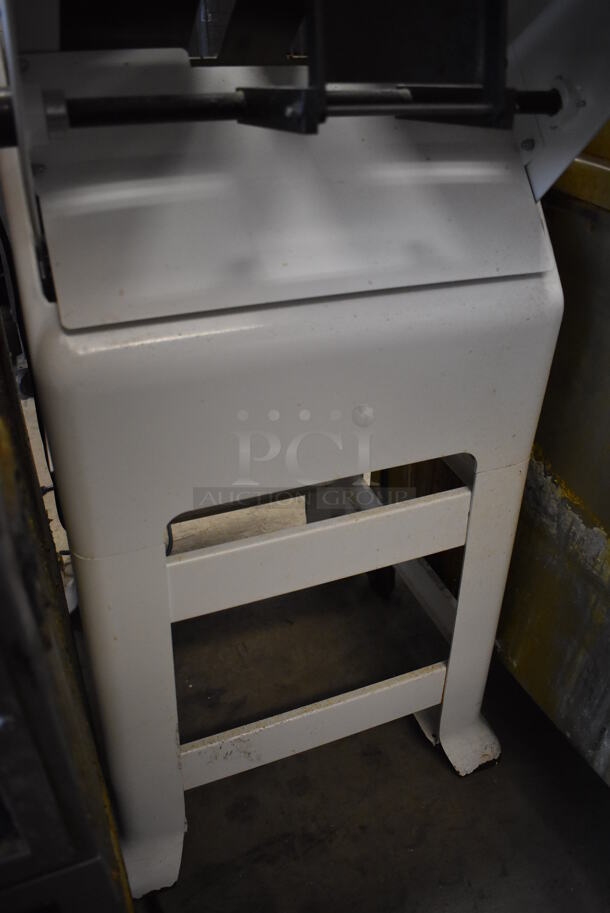 Oliver 797-32 Metal Commercial Floor Style Bread Loaf Slicer. 115 Volts, 1 Phase. 21x42x57. Tested and Working! - Image 7 of 9