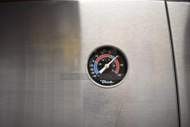 2011 True TG1R-1S Stainless Steel Commercial Single Door Reach In Cooler w/ Poly Coated Racks on Commercial Casters. 115 Volts, 1 Phase. 29x35x83. Tested and Working! - Image 6 of 6