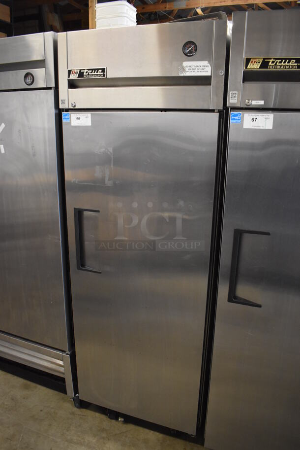 2011 True TG1R-1S ENERGY STAR Stainless Steel Commercial Single Door Reach In Cooler w/ Poly Coated Racks on Commercial Casters. 115 Volts, 1 Phase. 29x35x83. Tested and Working! - Image 2 of 6