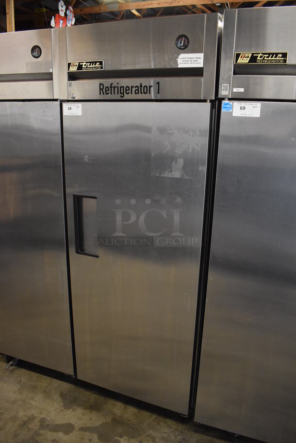 2010 True TG1R-1S ENERGY STAR Stainless Steel Commercial Single Door Reach In Cooler w/ Poly Coated Racks on Commercial Casters. 115 Volts, 1 Phase. 29x35x83. Tested and Working! - Image 2 of 6