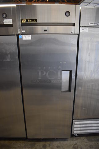 2015 True TG1R-1S ENERGY STAR Stainless Steel Commercial Single Door Reach In Cooler w/ Poly Coated Racks on Commercial Casters. 115 Volts, 1 Phase. 29x35x83. Tested and Working!