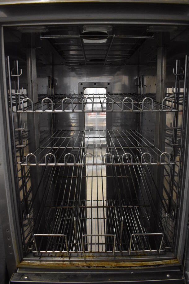 Cres Cor H138NPSCLCMC5QRL Stainless Steel Commercial Heated Holding Cabinet on Commercial Casters. 120/208-240 Volts, 1 Phase. 25x33x74 - Image 4 of 7