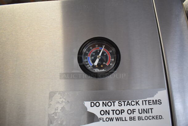 2015 True TG1R-1S ENERGY STAR Stainless Steel Commercial Single Door Reach In Cooler w/ Poly Coated Racks on Commercial Casters. 115 Volts, 1 Phase. 29x35x83. Tested and Working! - Image 4 of 6