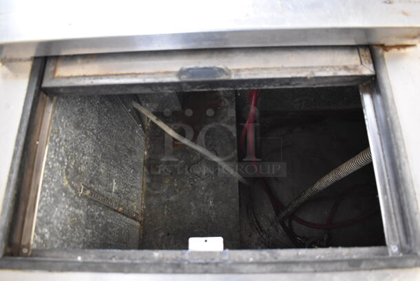 True TDD-3CT Metal Commercial Direct Draw Kegerator w/ 2 Beer Towers and 2 Couplers. 115 Volts, 1 Phase. 69x27x51. Tested and Working! - Image 4 of 7