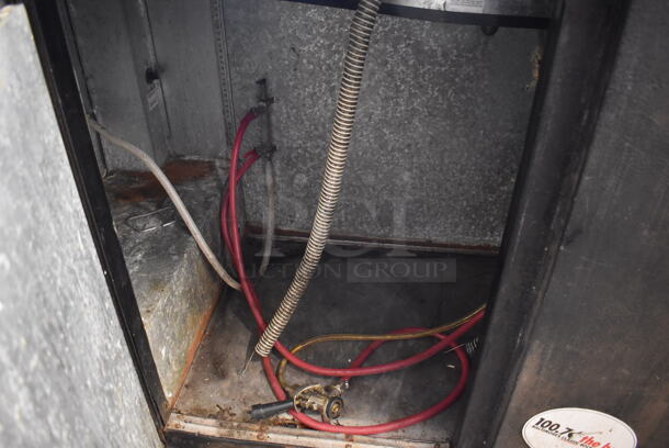 True TDD-3CT Metal Commercial Direct Draw Kegerator w/ 2 Beer Towers and 2 Couplers. 115 Volts, 1 Phase. 69x27x51. Tested and Working! - Image 5 of 7