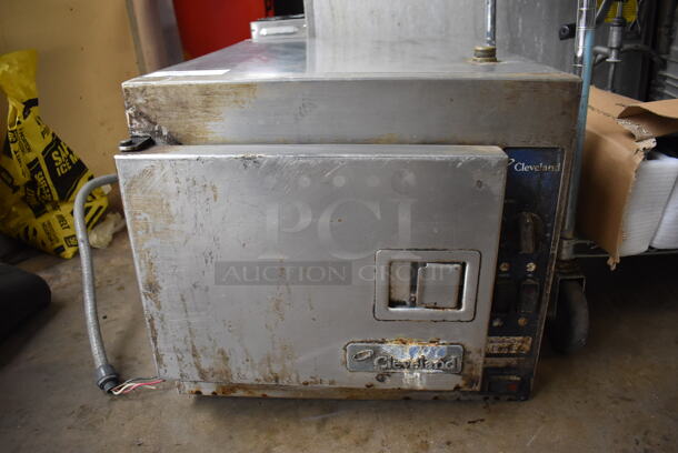 Cleveland SteamCraft Ultra 3 Stainless Steel Commercial Electric Powered Single Deck Steam Cabinet. 208 Volts, 3 Phase. 21x30x20 - Image 1 of 6