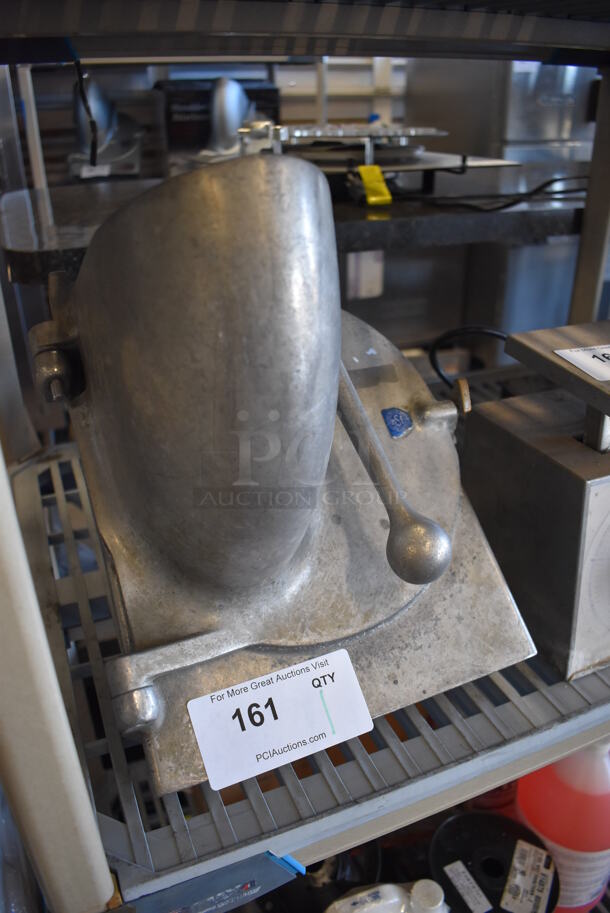 Metal Commercial Pelican Head w/ Slicing Blade. 10x15x15 - Image 2 of 5