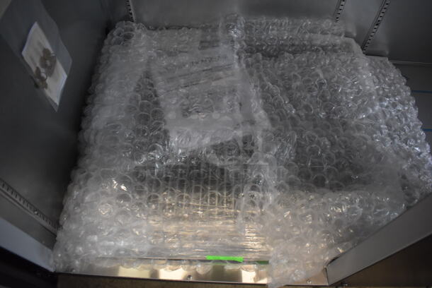 BRAND NEW SCRATCH AND DENT! Beverage Air BB94HC-1-G-B Stainless Steel Commercial 3 Door Back Bar Cooler Merchandiser. One Door Is Not Attached Due To Broken Hinges. 115 Volts, 1 Phase. 95.5x28.5x37.5. Tested and Working! - Image 6 of 12