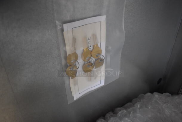BRAND NEW SCRATCH AND DENT! Beverage Air BB94HC-1-G-B Stainless Steel Commercial 3 Door Back Bar Cooler Merchandiser. One Door Is Not Attached Due To Broken Hinges. 115 Volts, 1 Phase. 95.5x28.5x37.5. Tested and Working! - Image 9 of 12