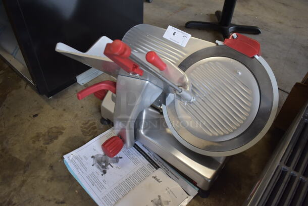 BRAND NEW SCRATCH AND DENT! 2022 Berkel B14-SLC Stainless Steel Commercial Countertop Meat Slicer w/ Blade Sharpener. Missing Center Plate Locking Knob. 115 Volts, 1 Phase. 27x26x26. Tested and Does Not Power On - Needs New Power Switch - Image 3 of 9