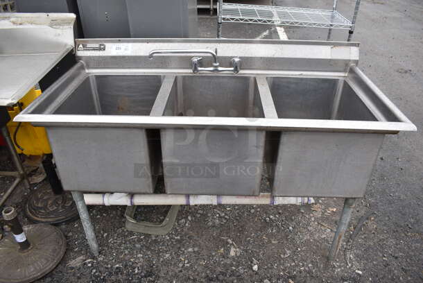 Stainless Steel Commercial 3 Bay Sink w/ Faucet and Handles. 58x27x38. Bays 16x21x13