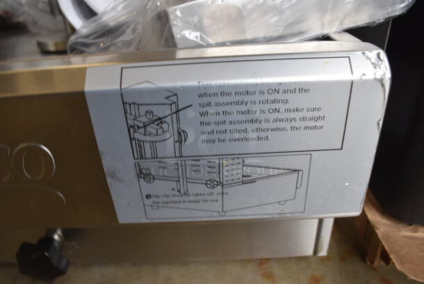 BRAND NEW SCRATCH AND DENT! Avantco 177VB203 Stainless Steel Commercial Countertop Propane Gas Powered Vertical Broiler. 24,000 BTU. 21x24x34. Tested and Working! - Image 4 of 9