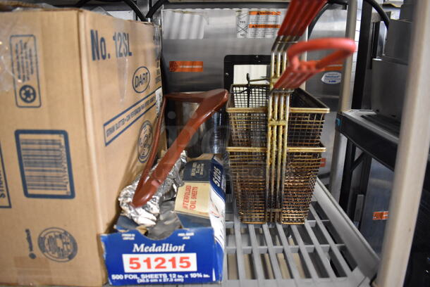 ALL ONE MONEY! Tier Lot of Various Items Including Food Containers, Plastic Lids, 2 Metal Fry Baskets - Image 2 of 4