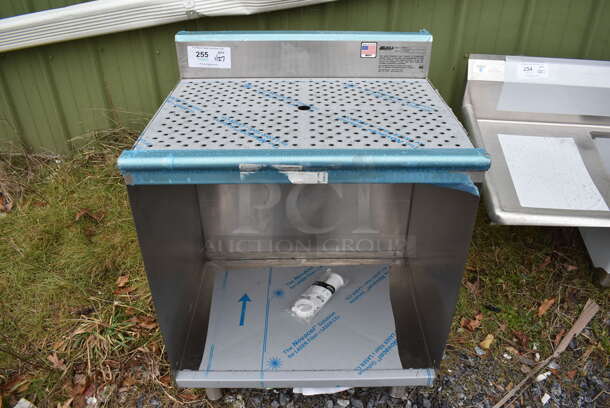 BRAND NEW SCRATCH AND DENT! Eagle WBGR24-18 Stainless Steel Commercial Drain Board w/ Under Shelf. 24x20x33 - Image 1 of 6