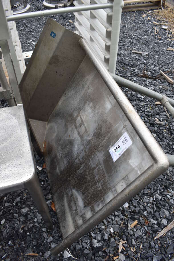 Stainless Steel Commercial Right Side Clean Side Dishwasher Table. 27x30x45 - Image 2 of 3