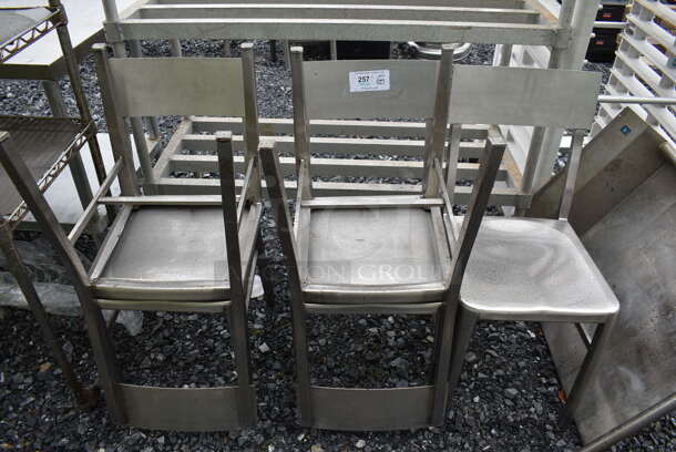 5 Metal Dining Chairs. 15x16x34. 5 Times Your Bid! - Image 3 of 3