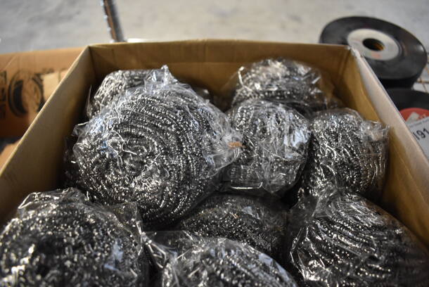 Box of Stainless Steel Wool Scrubbers - Image 3 of 3