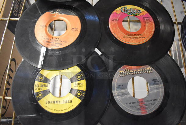 ALL ONE MONEY! Lot of 95 Records Including Joan Baez, The Baysides, Buddy Knox, Wayne Newton, Star Wars Theme Cantina Band. 7x7 - Image 4 of 6