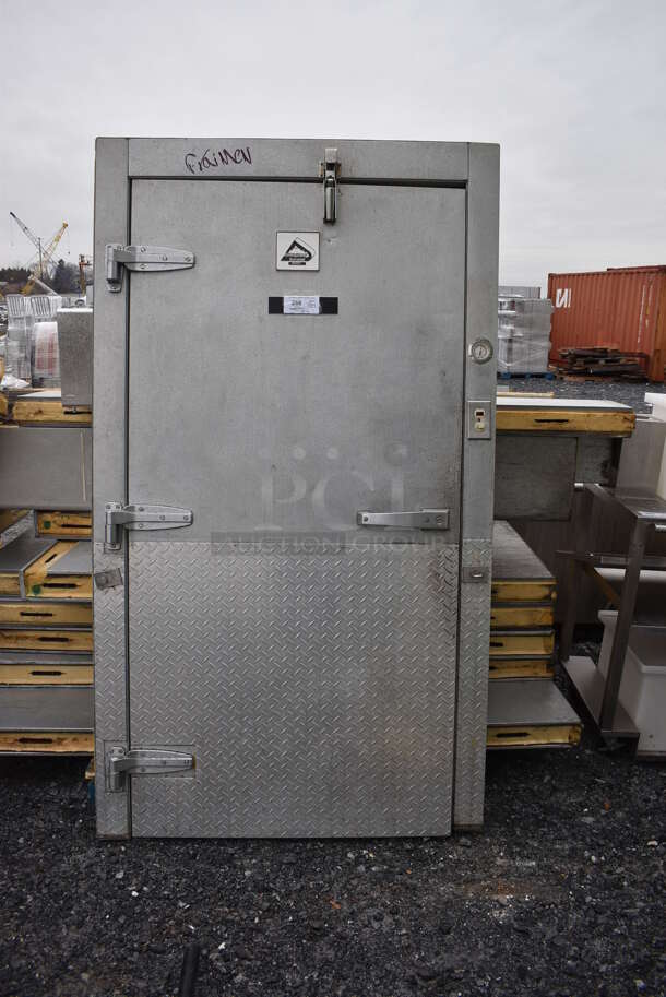 Harford Walk In Box w/ Condenser. Does Not Have Floor.  - Image 1 of 7