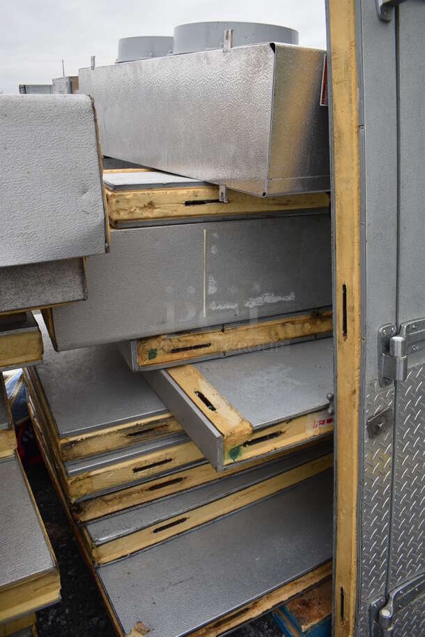 Harford Walk In Box w/ Condenser. Does Not Have Floor.  - Image 4 of 7