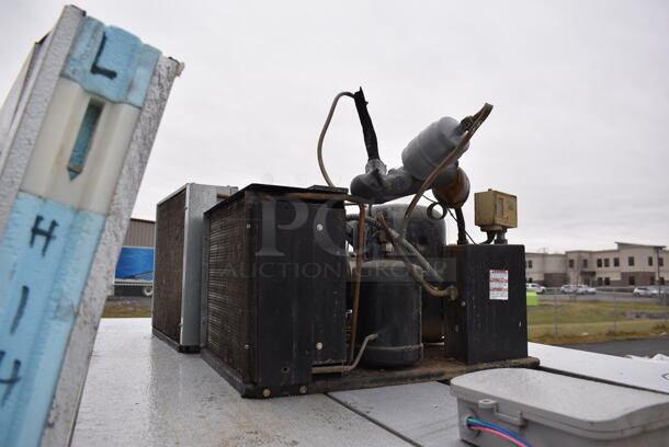 10'x14' Walk In  Cooler Box w/ Compressor and Condenser. Does Not Have Floor.  - Image 7 of 7