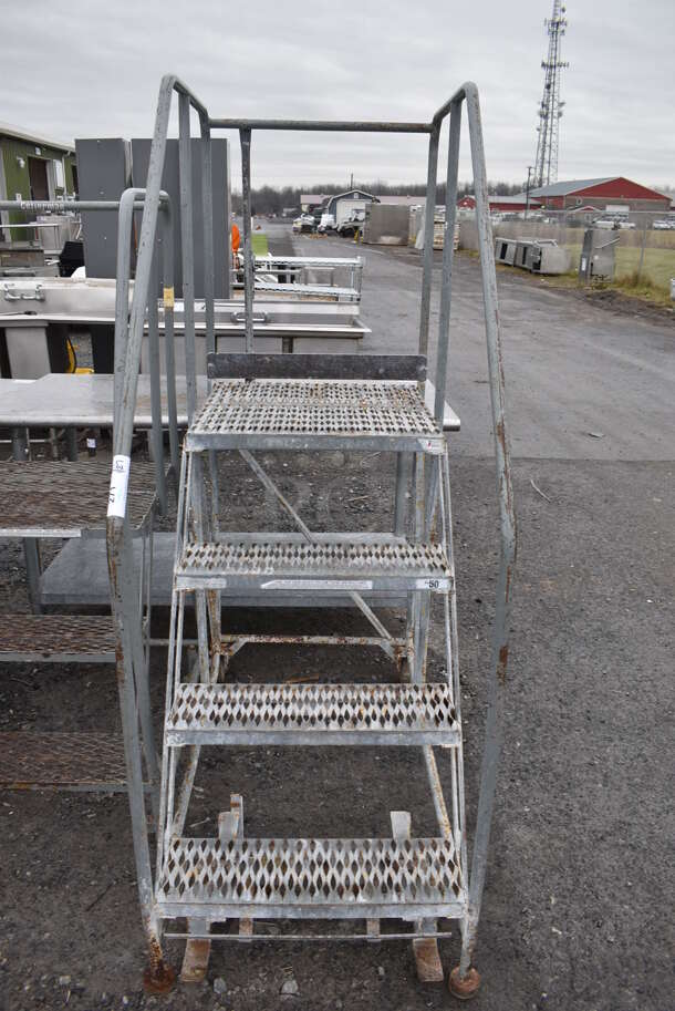 Metal Portable Stairs. 26x49x70 - Image 1 of 4
