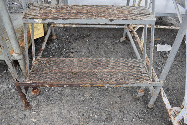 Metal Portable Stairs. 27x32x60 - Image 4 of 4