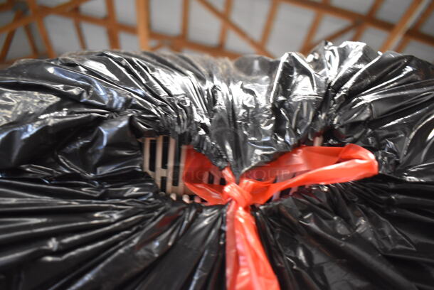 ALL ONE MONEY! Tier Lot of Various Items Including Poly Buckets and Brown Paper Bags - Image 4 of 5