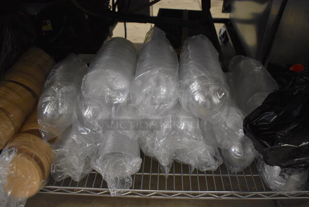 ALL ONE MONEY! Tier Lot of Various Items Including Plastic Dome Lids and Brown Lids - Image 3 of 4