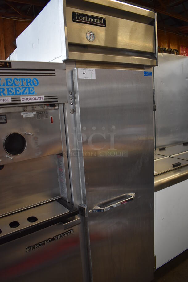 Continental 1F Stainless Steel Commercial Single Door Reach In Freezer w/ Poly Coated Racks on Commercial Casters. 115 Volts, 1 Phase. 26x34x82. Tested and Working! - Image 5 of 7