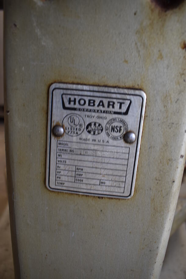 Hobart A-120 Metal Commercial Countertop 20 Quart Planetary Dough Mixer. 115 Volts, 1 Phase. 17x19x28. Tested and Working! - Image 5 of 6