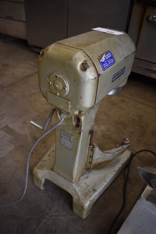 Hobart A-120 Metal Commercial Countertop 20 Quart Planetary Dough Mixer. 115 Volts, 1 Phase. 17x19x28. Tested and Working! - Image 6 of 6