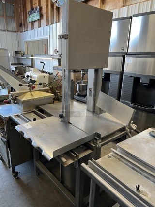 Hobart 6801 Metal Commercial Floor Style Meat Saw. 200-230 Volts, 3 Phase. 43x39x76