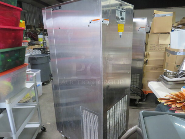 One WORKING Electro Freeze 2 Flavor Twist Soft Serve Machine On Casters. Model# 99T-RMT-132. 208-230 Volt. 3 Phase. Ser# G2P-2601. - Image 5 of 6