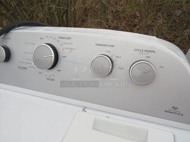 One WORKING Conservator  Clothes Washer. Model# VAW3GW1. 120 Volt. 584 - Image 4 of 4